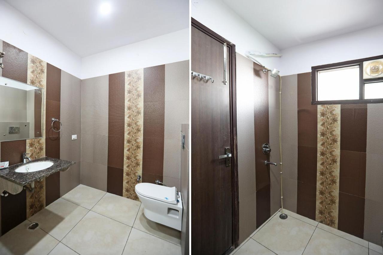 Oyo 48501 Dayal Regency Hotel Hapur Esterno foto