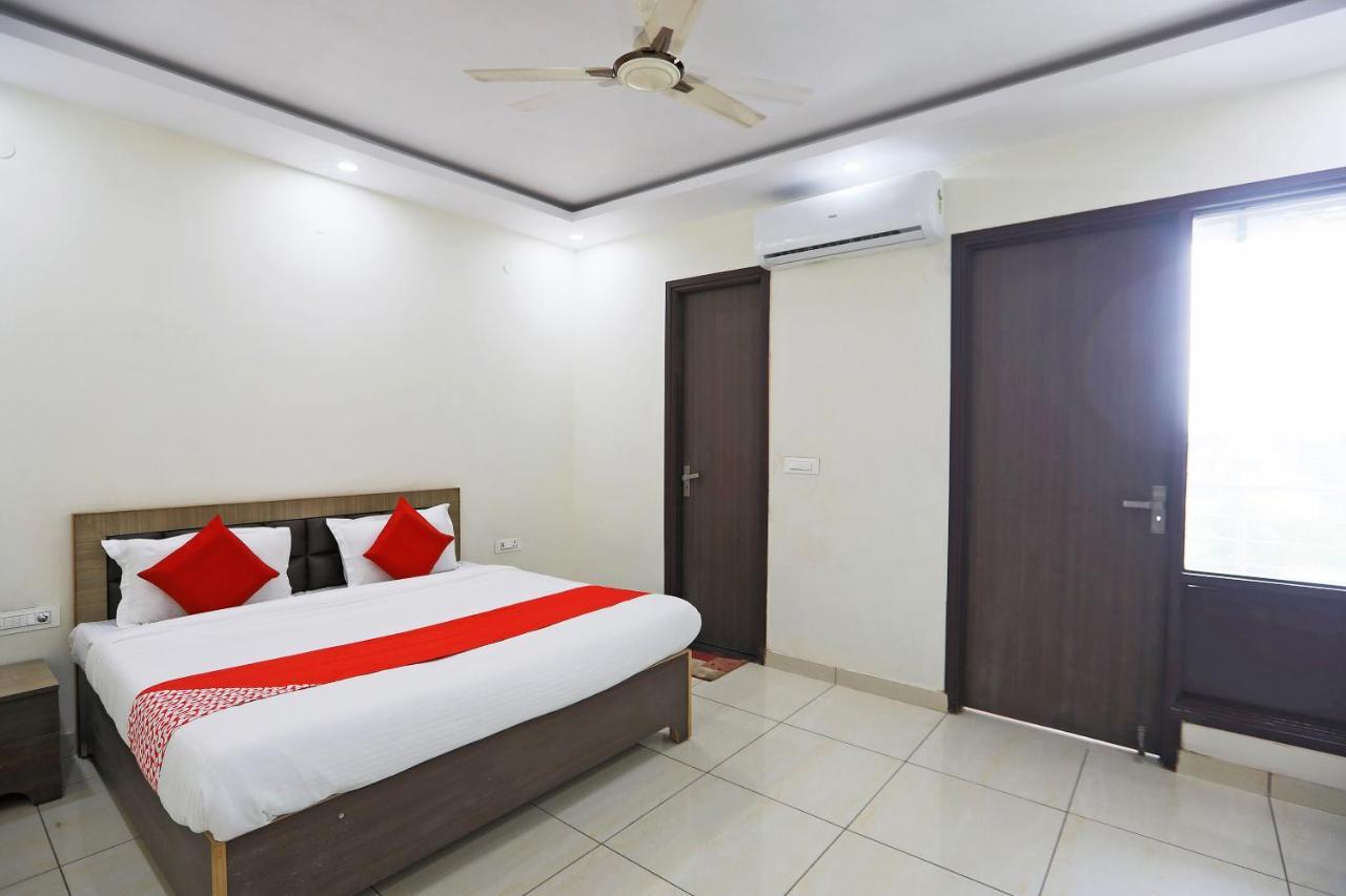 Oyo 48501 Dayal Regency Hotel Hapur Esterno foto