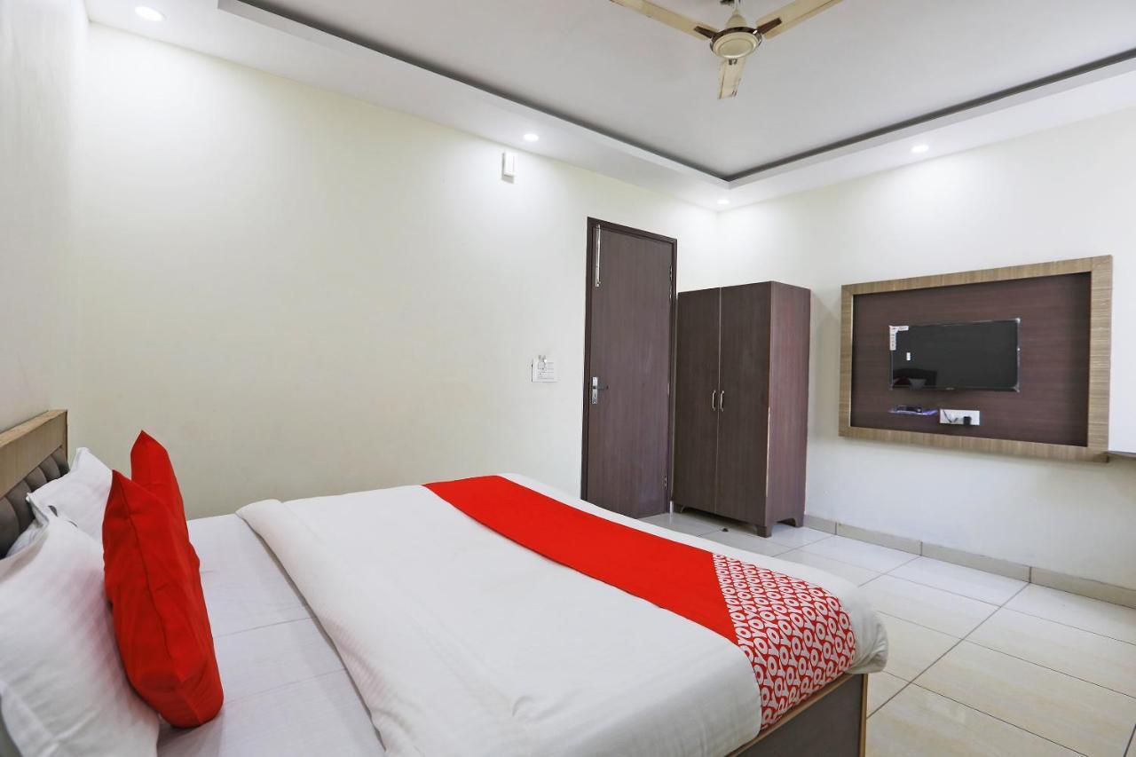 Oyo 48501 Dayal Regency Hotel Hapur Esterno foto