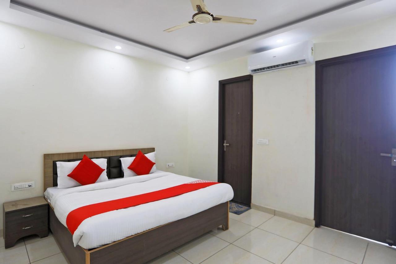 Oyo 48501 Dayal Regency Hotel Hapur Esterno foto