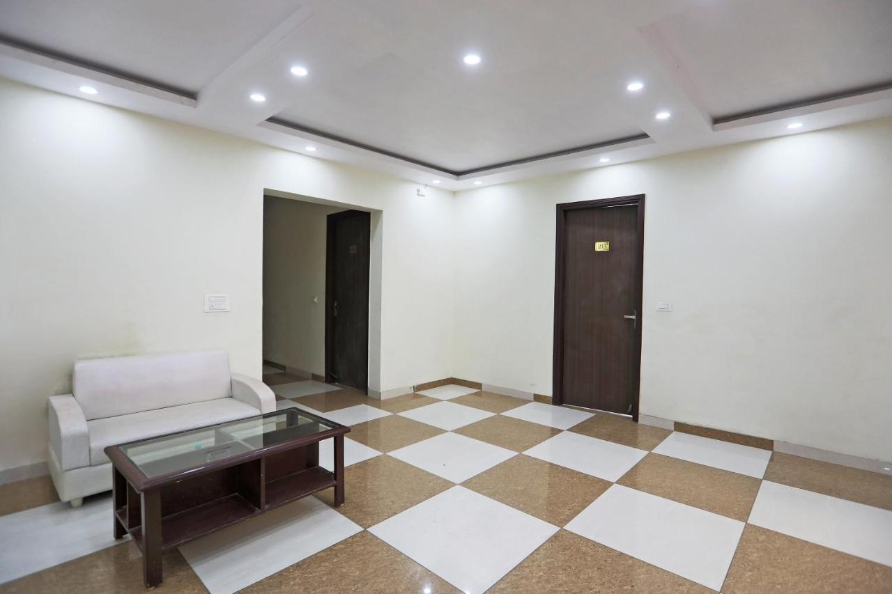 Oyo 48501 Dayal Regency Hotel Hapur Esterno foto